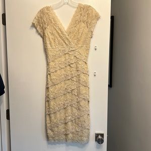 FORMAL MIDI FORM FITTING LACE AND SPANDEX DRESS